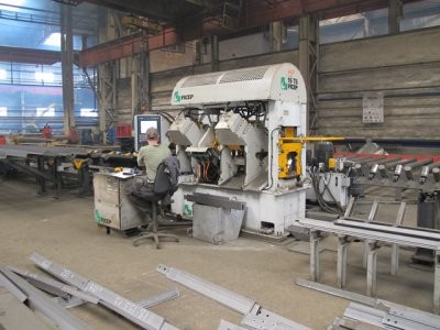 Линия с ЧПУ для обработки уголков, полос и швеллеров FICEP мод. HP16T6